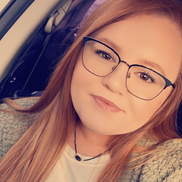 Meet your Posher, Kaela - Picture 1 of 1